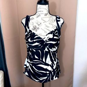 Takini top with built in bra size 20